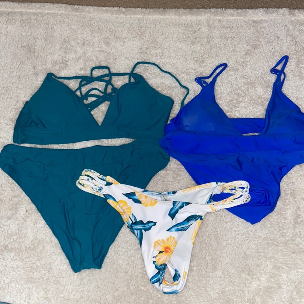 Medium Bikini Lot